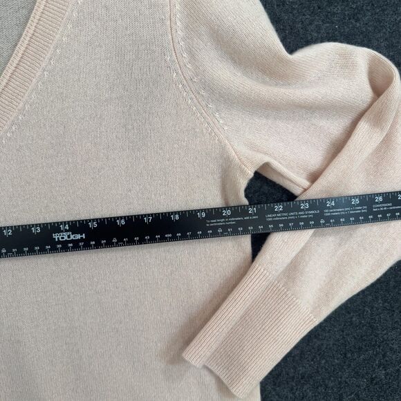 Halogen Sweater Womens Large Pink 100% Cashmere V Neck Knit Pullover Long Sleeve - Picture 4 of 8